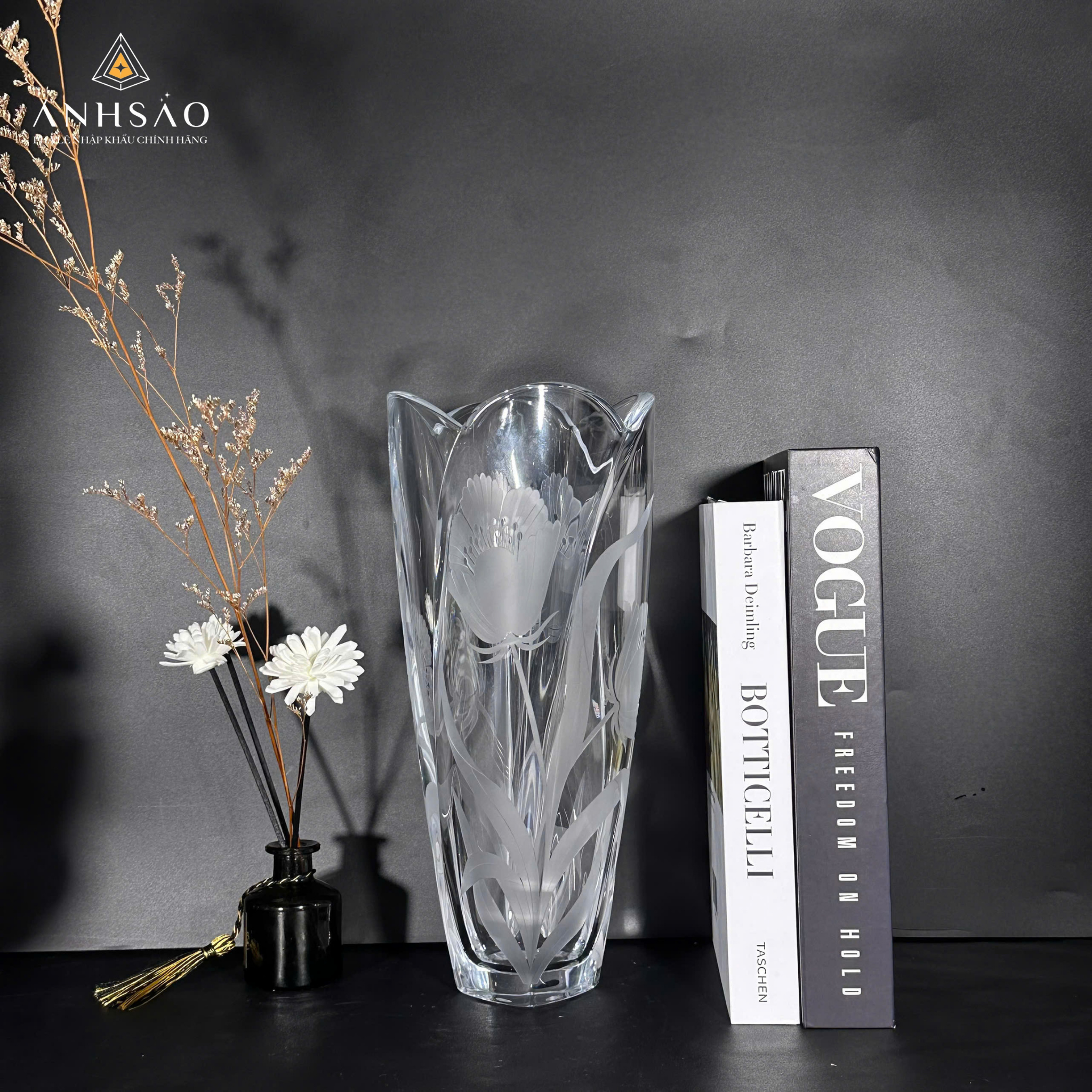 Lọ Hoa Pha Lê 4 Múi Mài Tulip