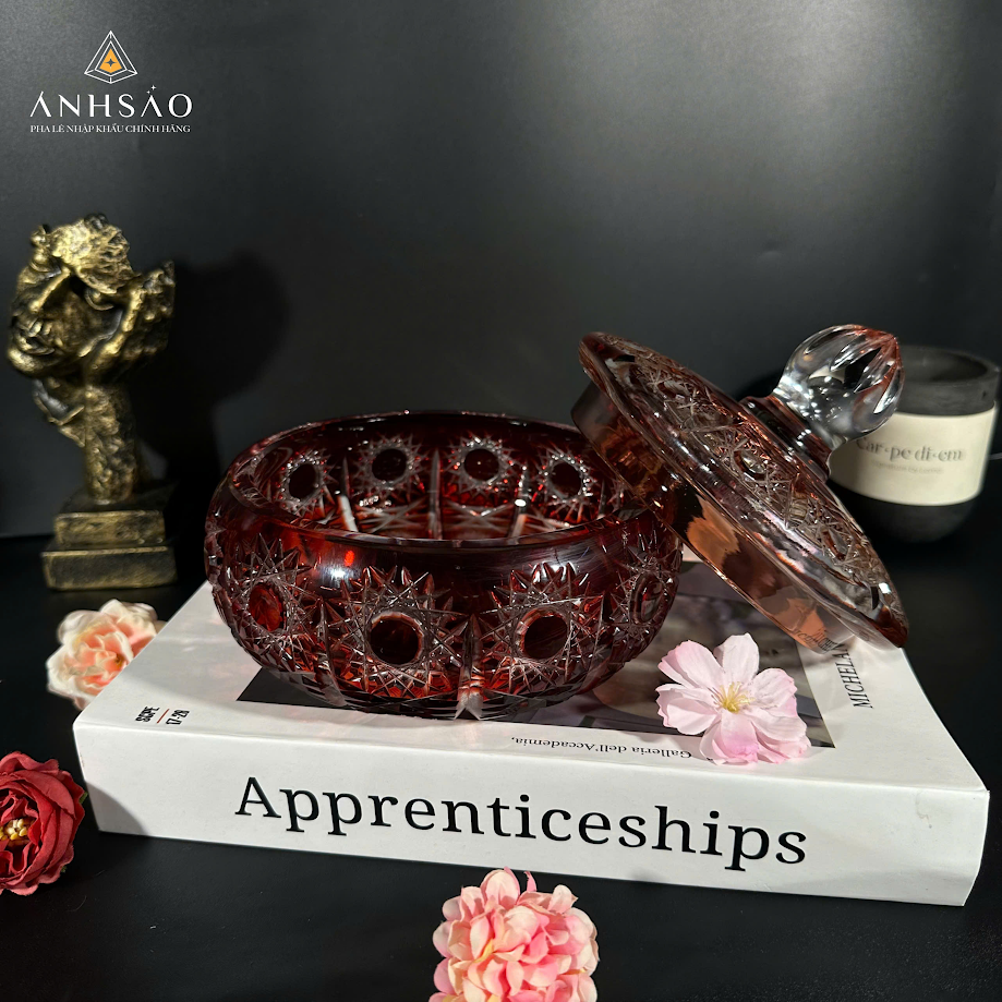 Âu Mứt Pha Lê Cao Cấp – Điểm Nhấn Sang Trọng Cho Bàn Tiệc