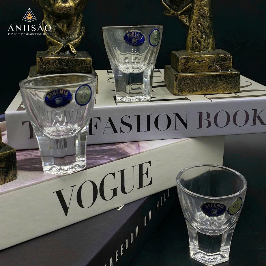 Chén Pha Lê Cao Cấp - Sang Trọng Cho Không Gian Tinh Tế