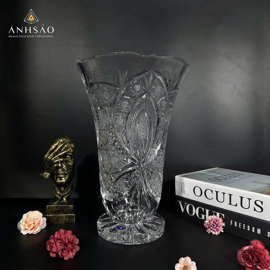 Lọ Hoa Pha Lê - Lựa Chọn Quà Tặng Đẳng Cấp Và Ý Nghĩa