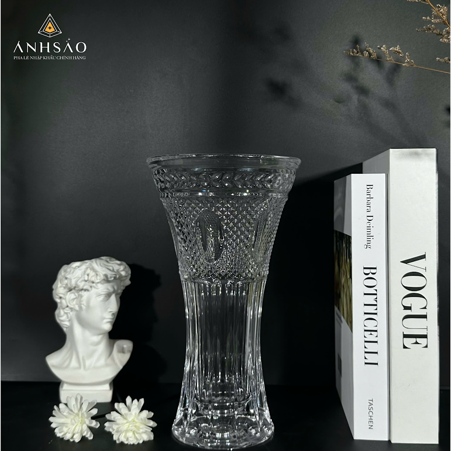 Lọ Hoa Pha Lê - Sự Lựa Chọn Hoàn Hảo Cho Không Gian Tinh Tế