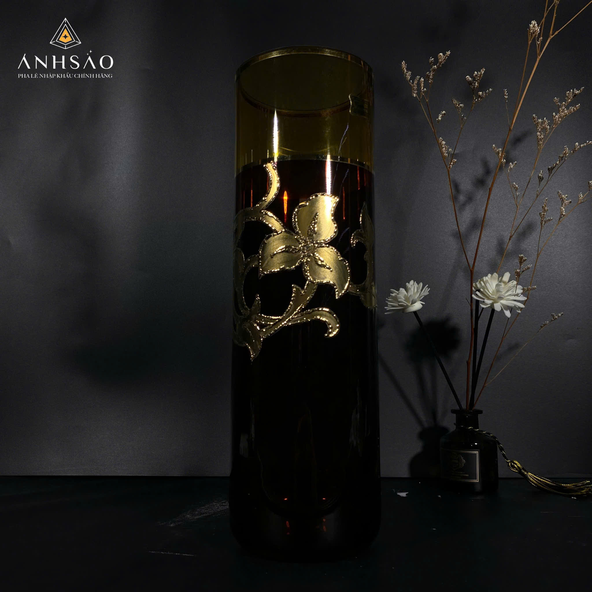 Lọ Hoa Pha Lê EGERMAN Ống Vặn Gân Vẽ Lá