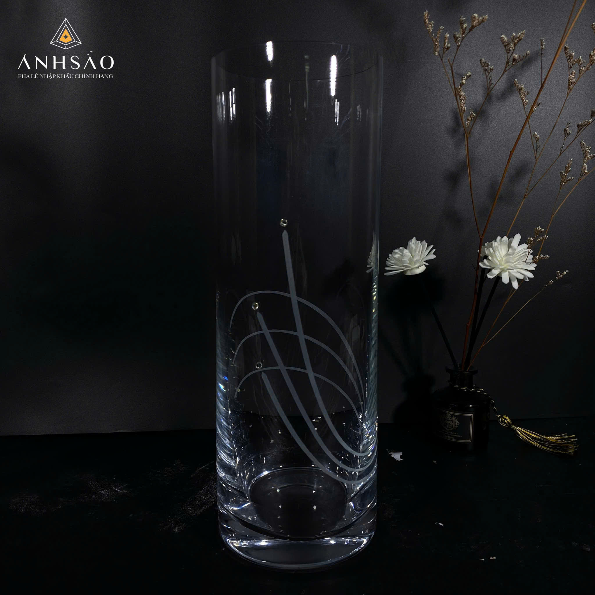 Lọ Hoa Pha Lê Mài Đính Đá Cao Cấp - Vẻ Đẹp Từ Sự Tối Giản