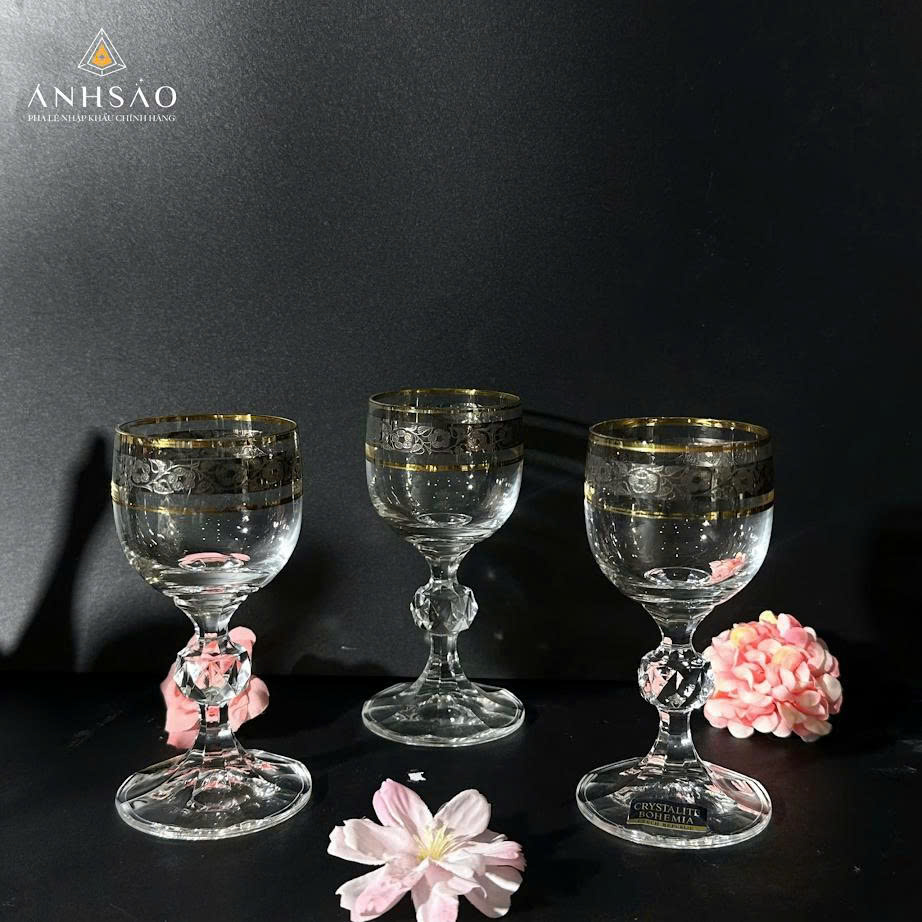 Ly Pha Lê - Tôn Vinh Trải Nghiệm Thưởng Thức Đẳng Cấp