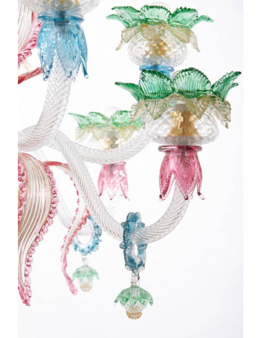 Đèn  Pha Lê Casino Cao Cấp – Kiệt Tác Ánh Sáng Mang Vẻ Đẹp Nghệ Thuật