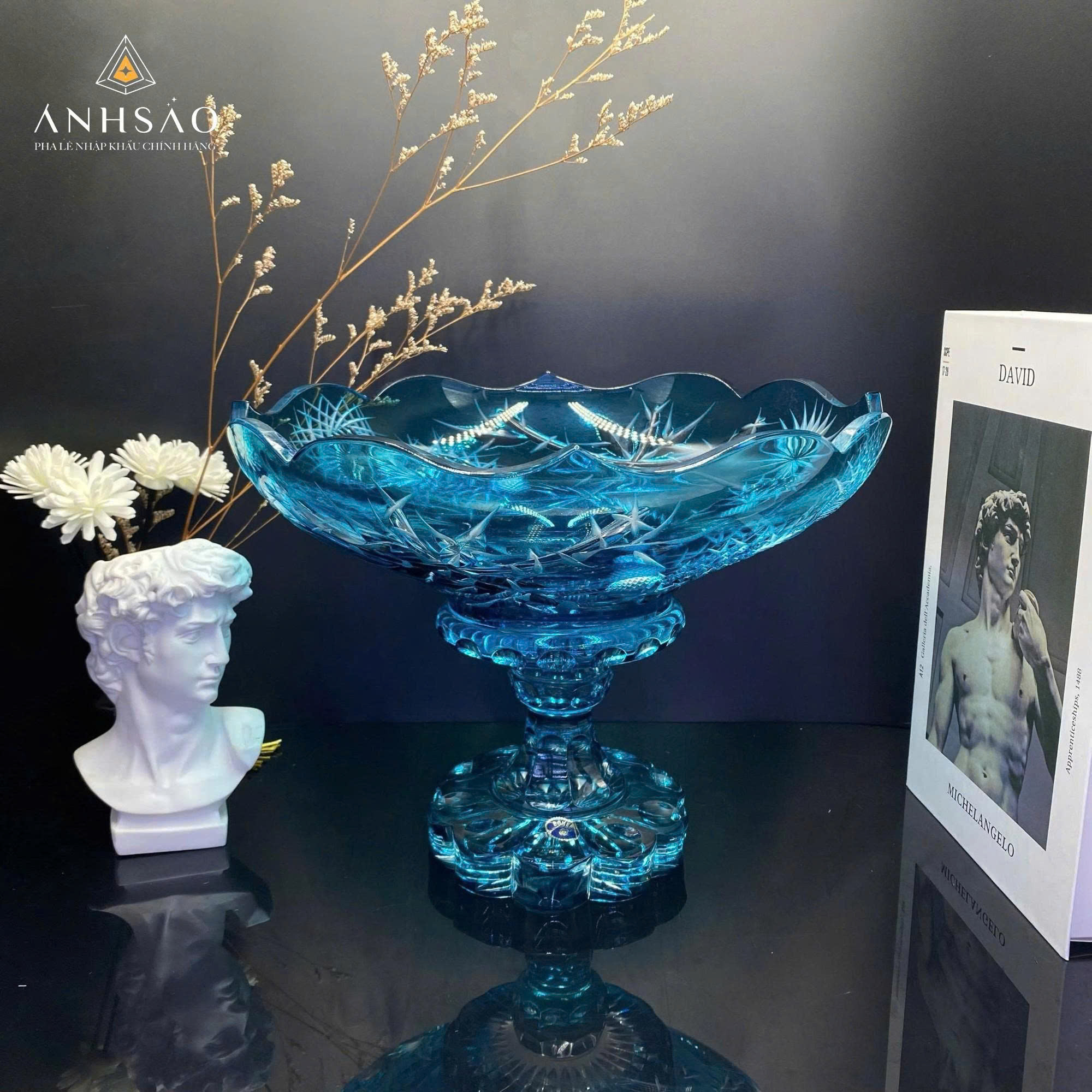Âu pha lê chân đế xanh